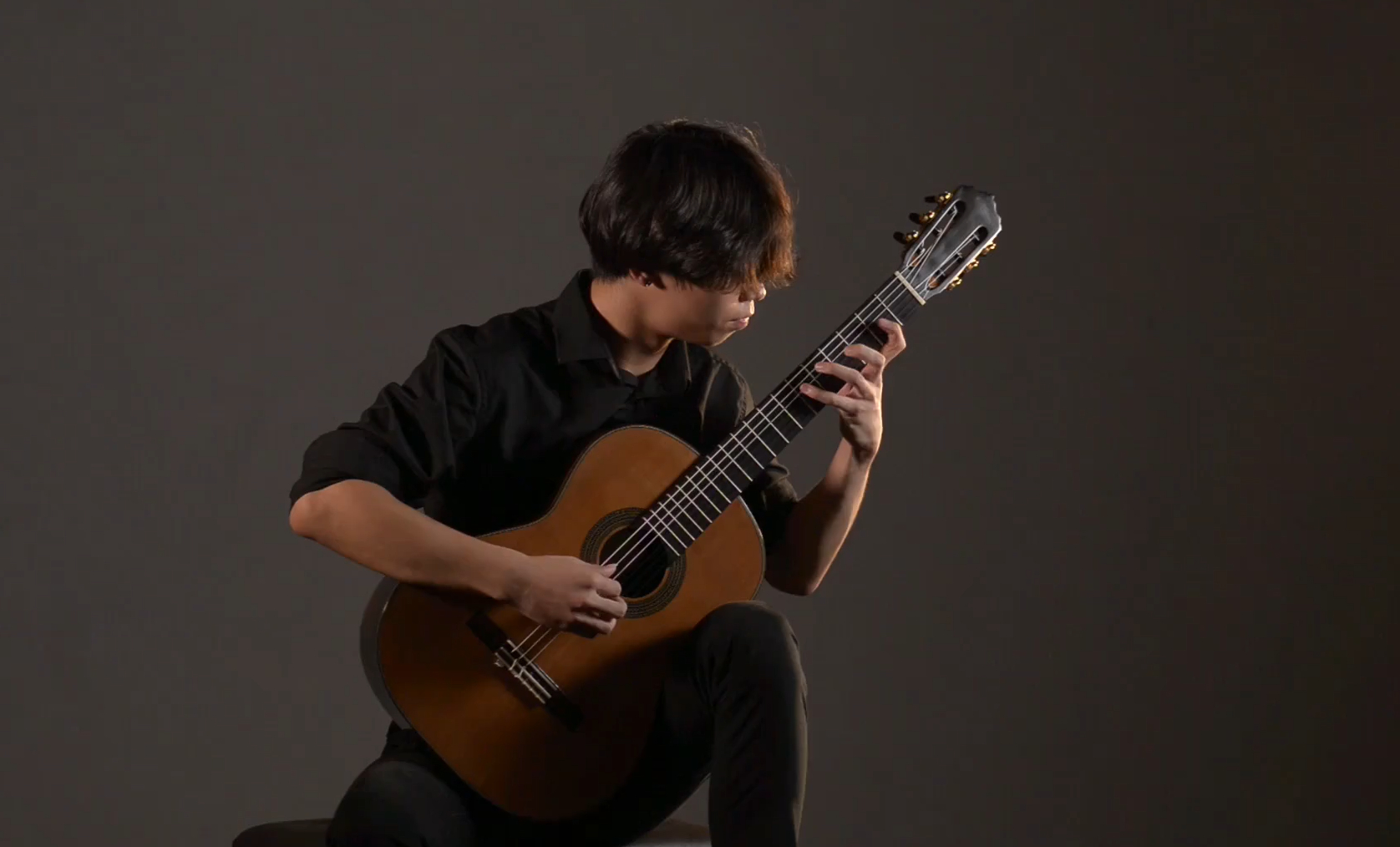 Guernica by Maurizio Colonna